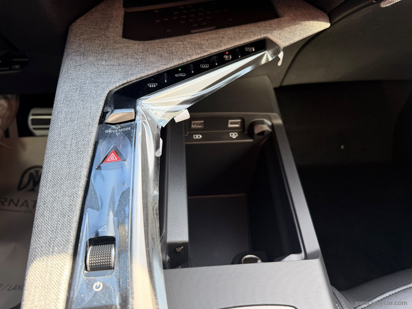 Peugeot 3008 Hybrid 145 e-DCS6 GT - Immagine 24