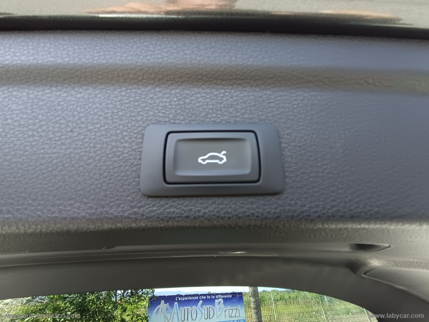 Q3 SPB 35 TDI quattro S tr. S line ed. - immagine 24