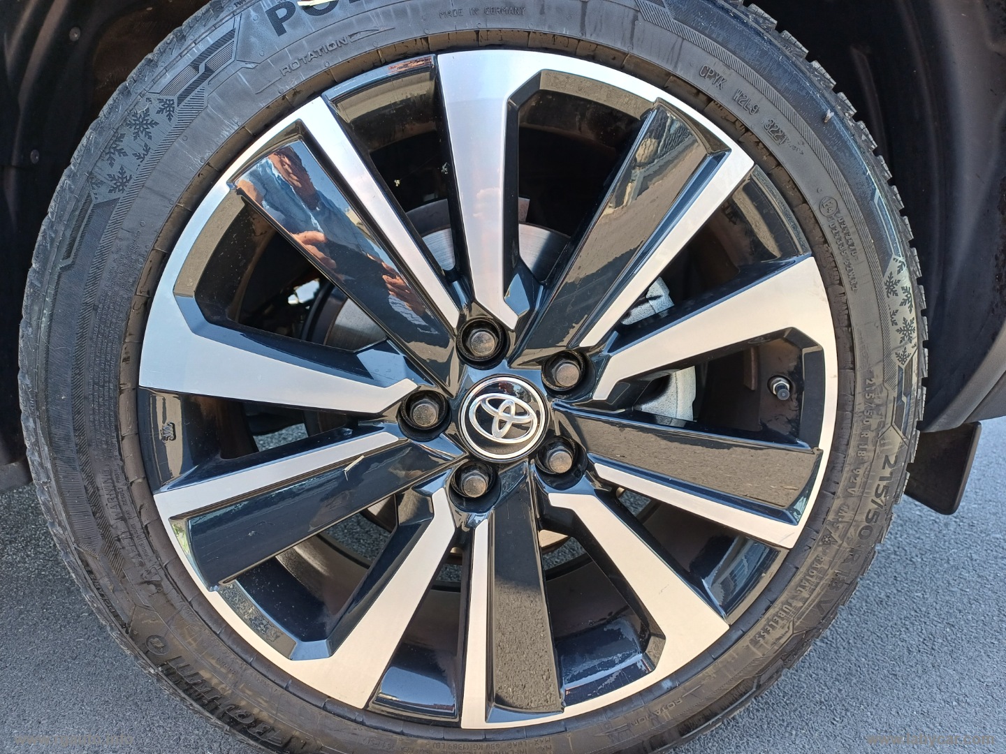 Yaris Cross 1.5 Hyb. 5p. E-CVT AWD Prem. - immagine 24