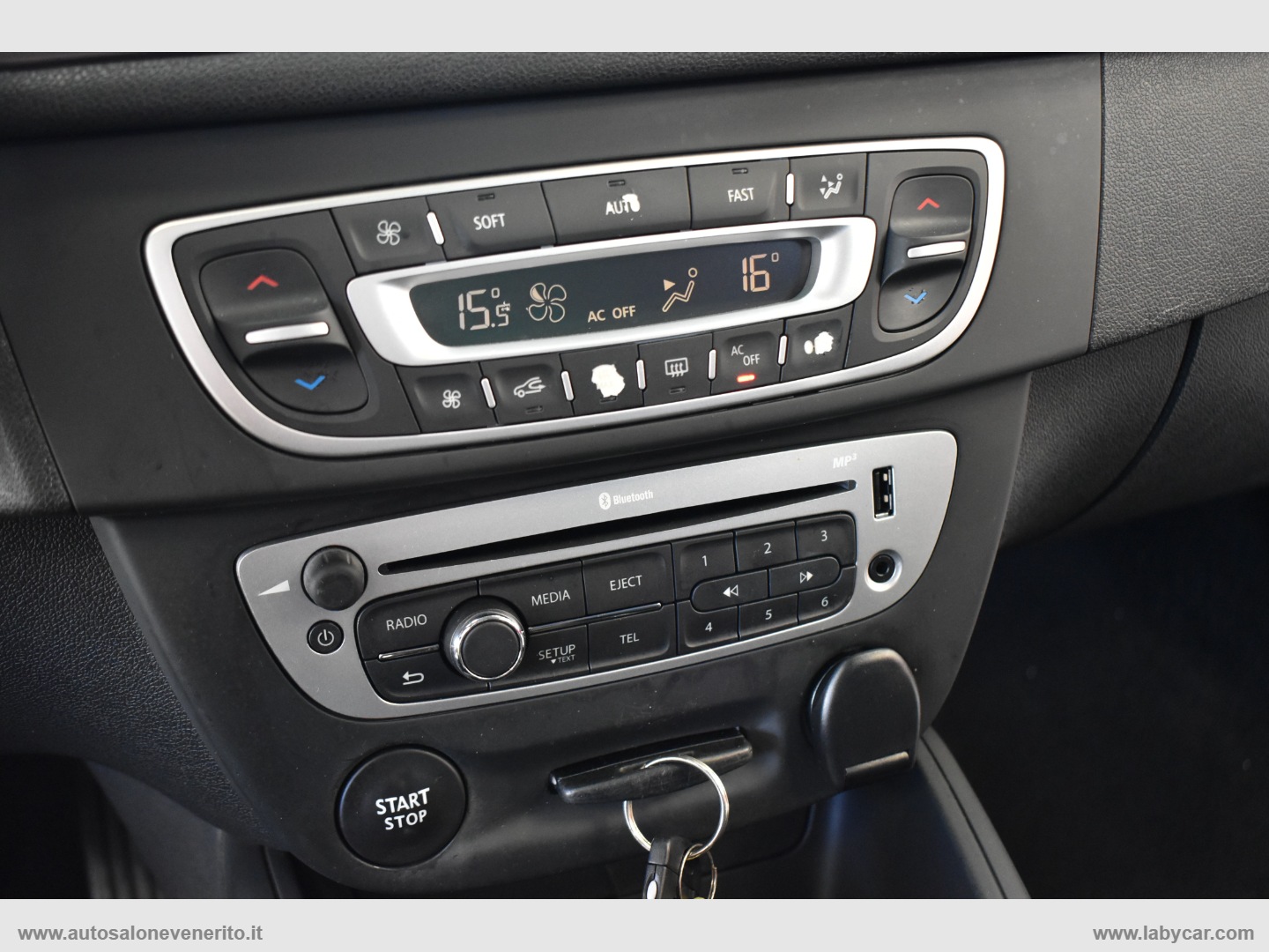 Mégane 1.5 dCi 110 CV SporTour Wave - immagine 24