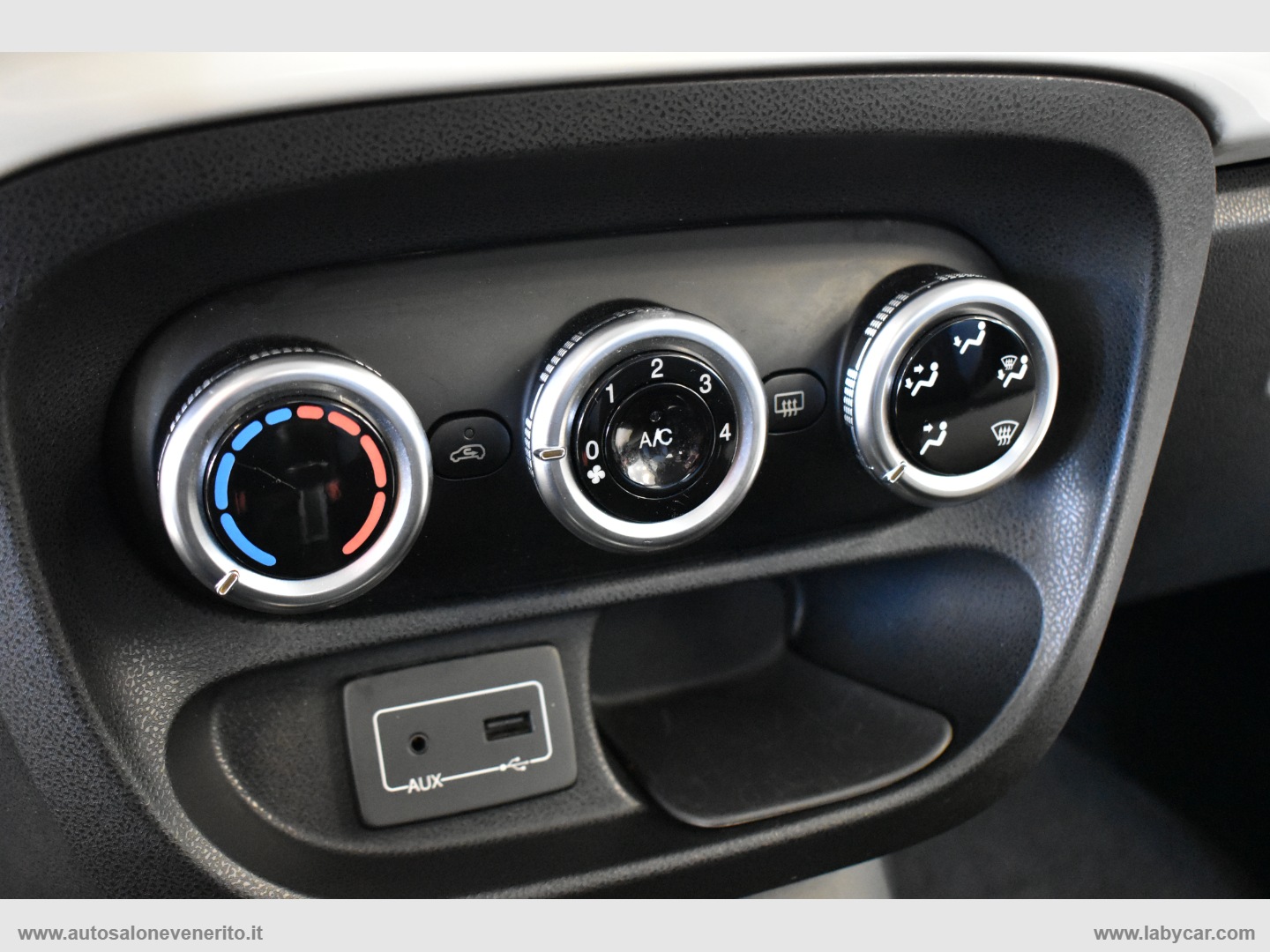 500L 1.3 MJT 95 CV Business - immagine 24