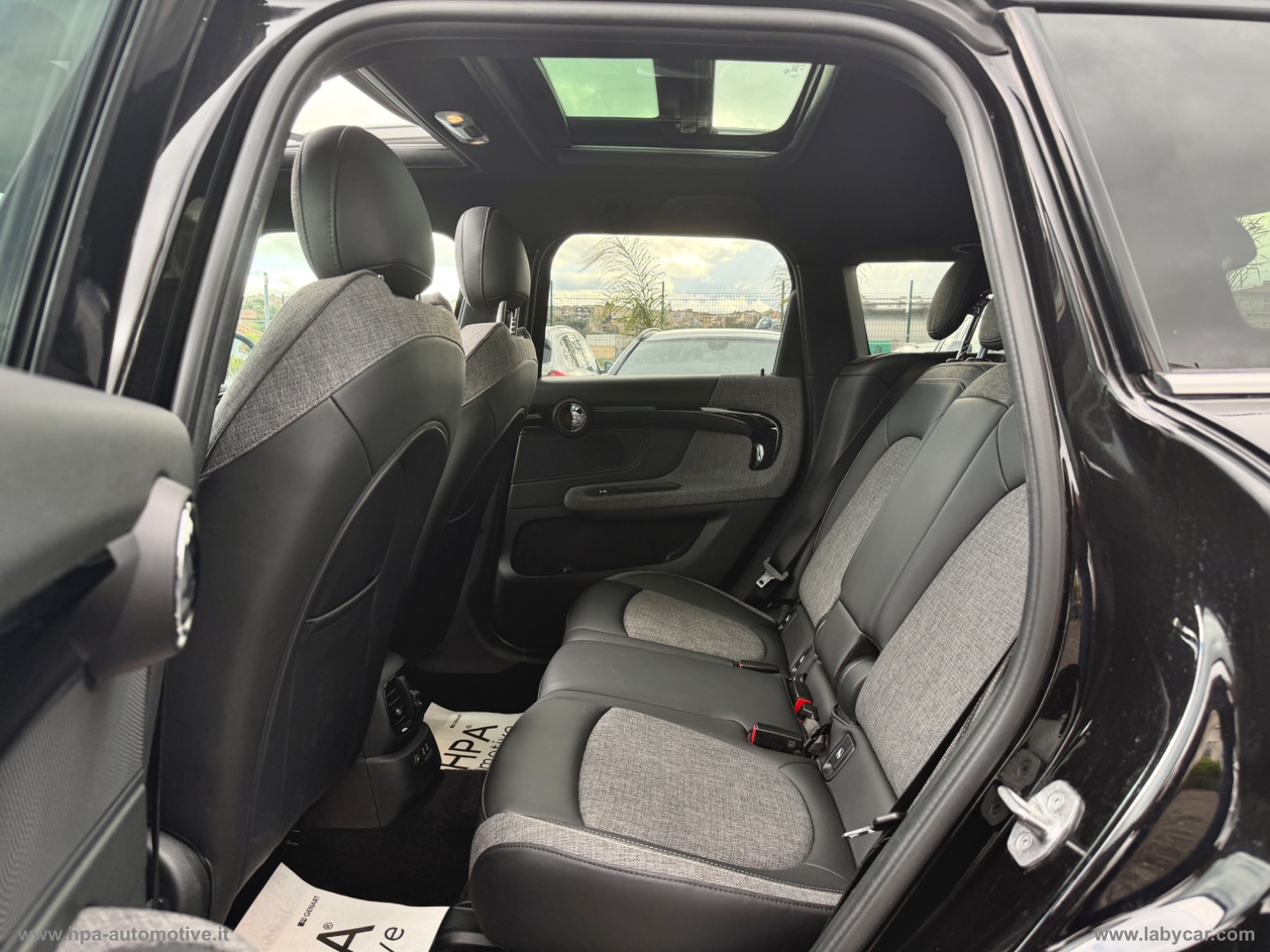 Mini Cooper D ALL4 Countryman ALL4 TETTO AUTOMATICA NAVI LED PELLE - immagine 24