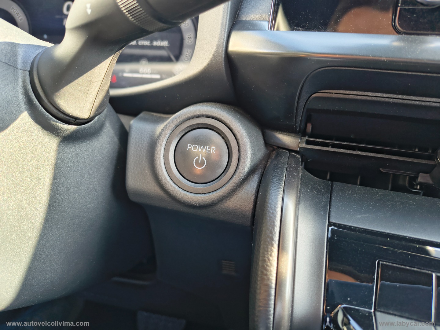 C-HR 1.8 HV Active - immagine 24