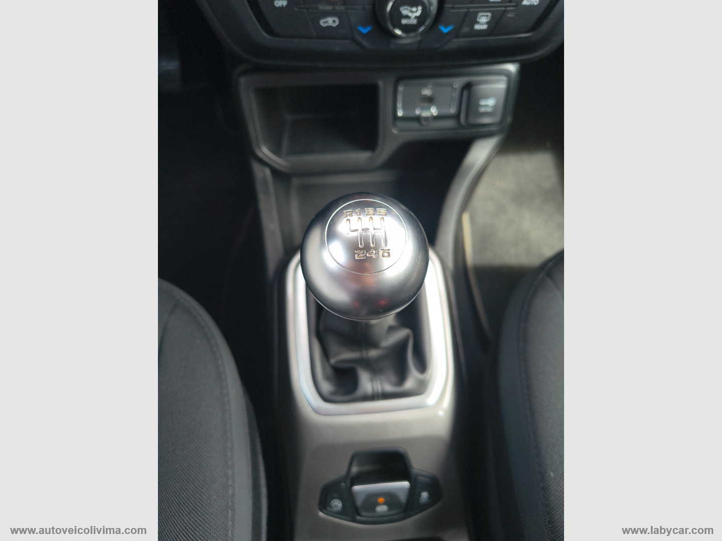Renegade 1.6 Mjt 130CV Limited - immagine 24