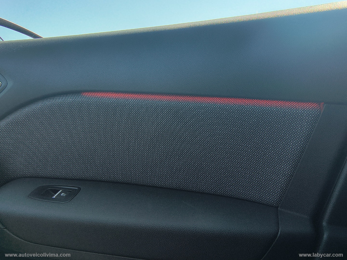 Captur Eco-G 120 CV Techno - immagine 24