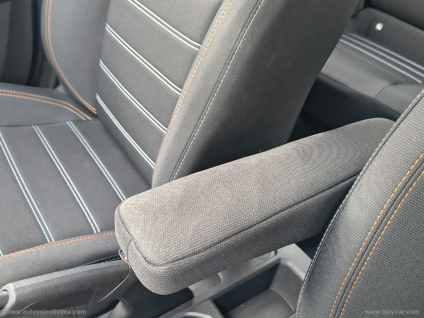 Sandero Stepway 1.0 TCe ECO-G Expression - immagine 24
