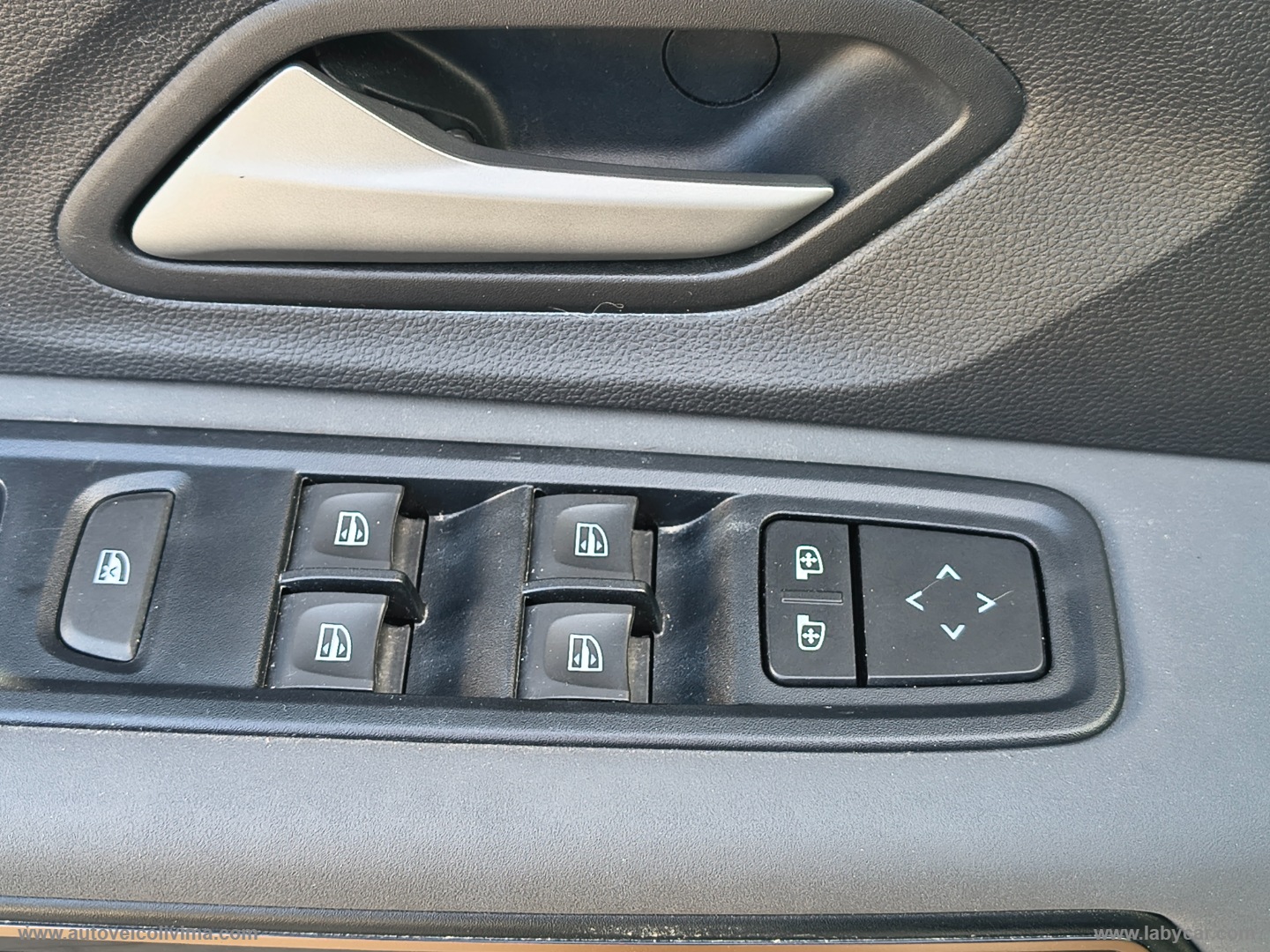 Sandero Stepway 1.0 TCe ECO-G Extreme Up - immagine 24