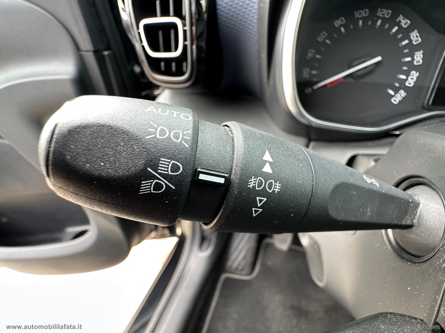 C3 Aircross BlueHDi 110 S&S Rip Curl 23.500 KM DIESEL - immagine 24