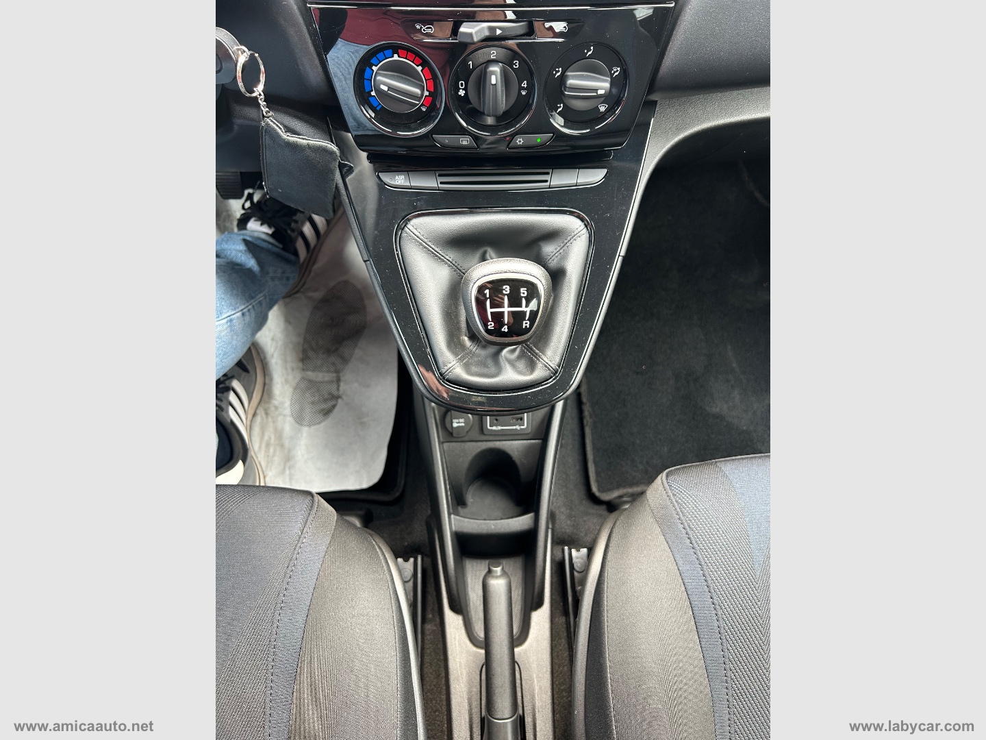 Ypsilon 1.2 69 CV 5p. Gold - immagine 24