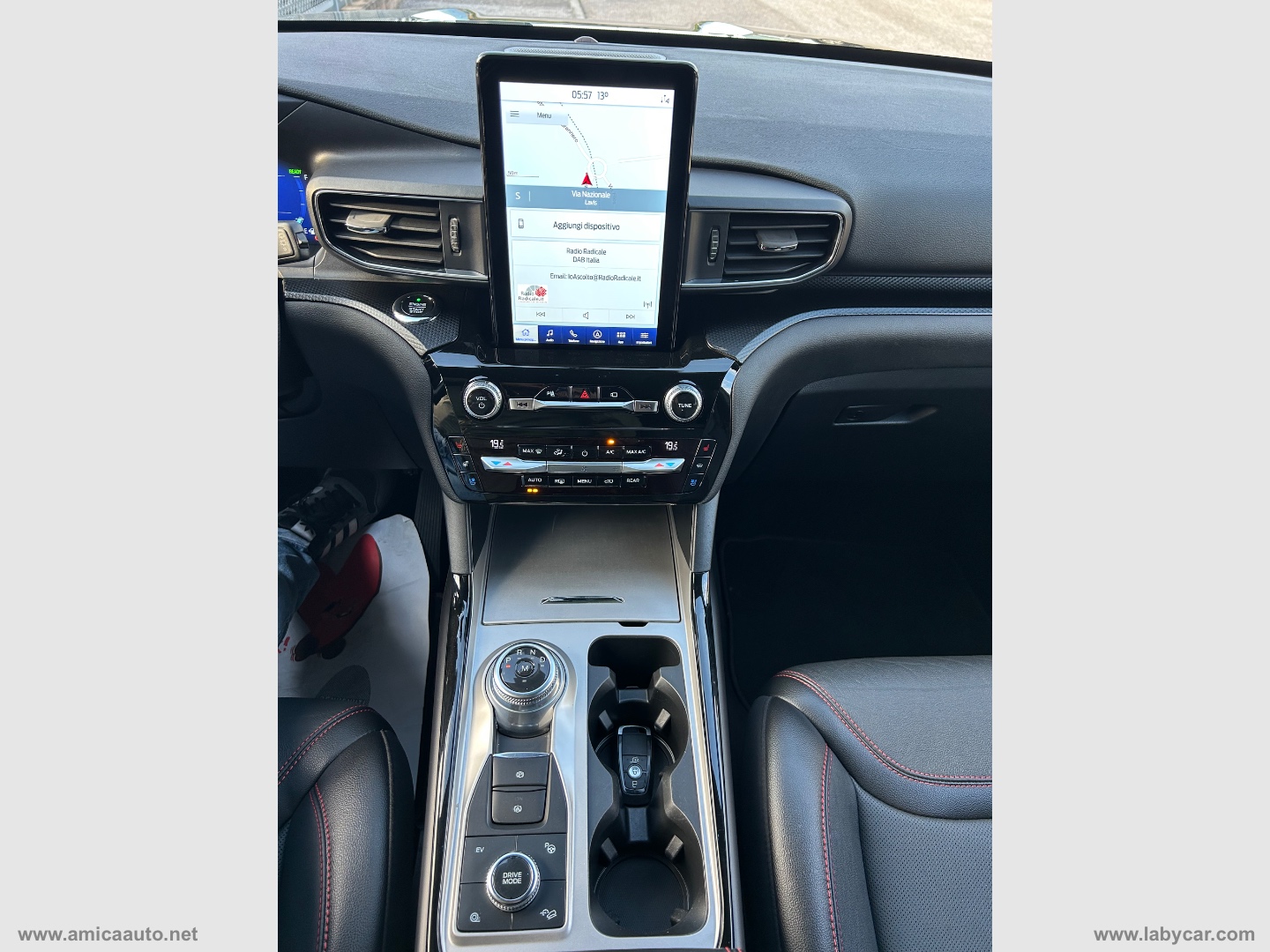 Explorer 3.0 PHEV 457 CV A10 AWD ST Line - immagine 24