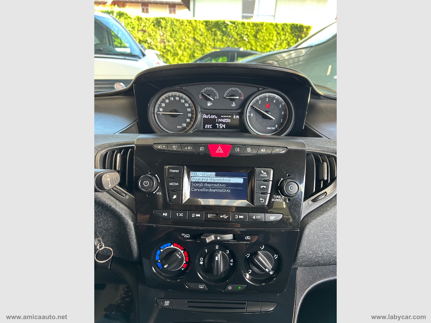 Ypsilon 1.2 69 CV 5p. S&S Elefantino Blu - immagine 24