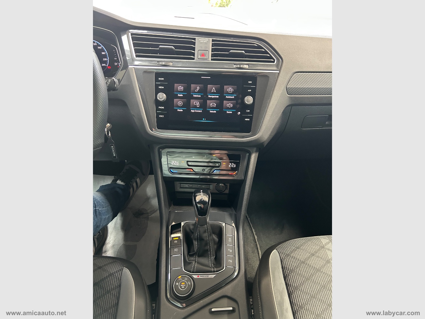 Tiguan 2.0 TDI 150CV SCR DSG 4MOT.R-Line - immagine 24