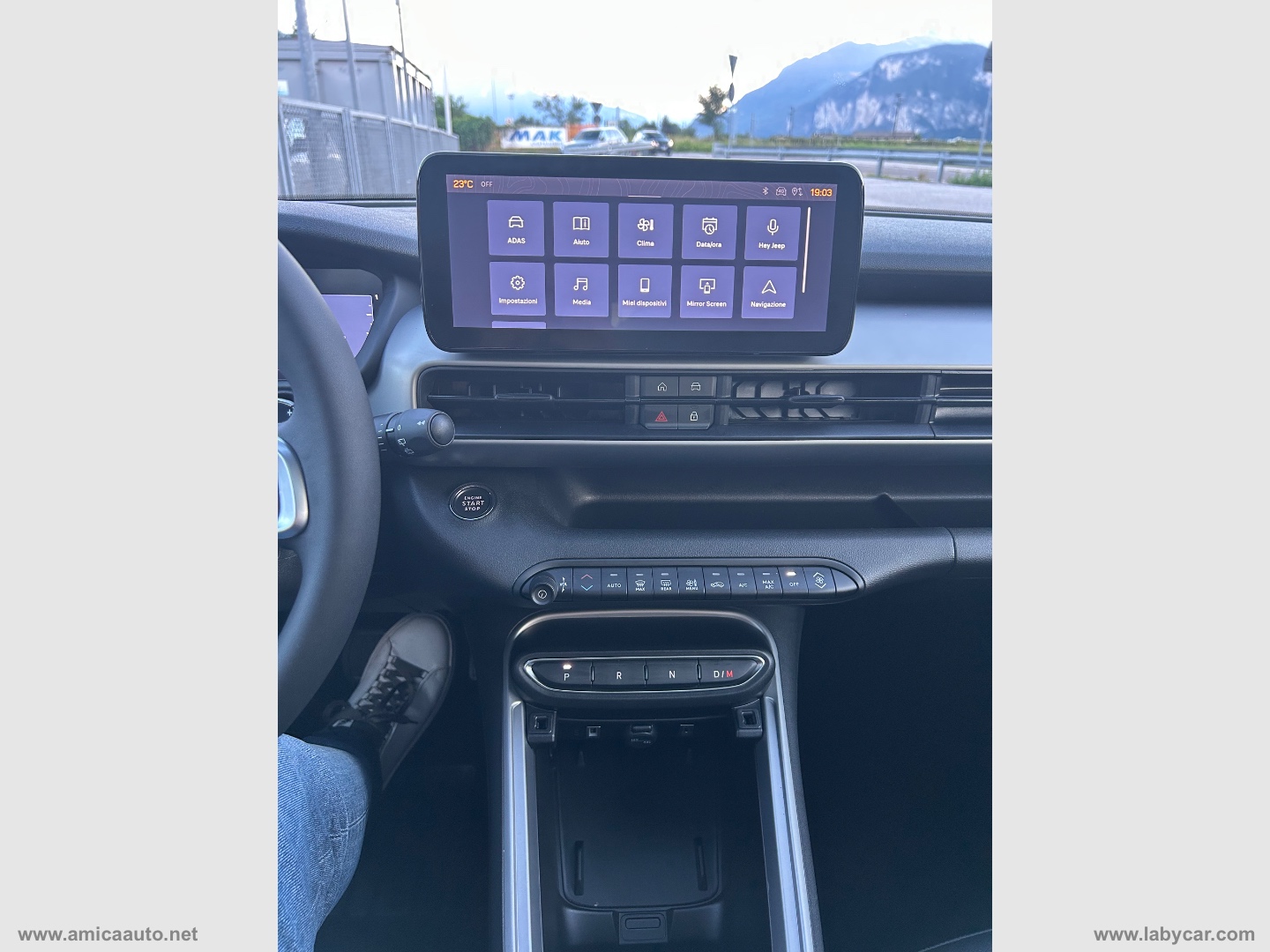 Avenger 1.2 Turbo 110CV e-Hybr. Summit VERNICE BICOLORE GRIGIO STORM/TETTO NERO - immagine 24