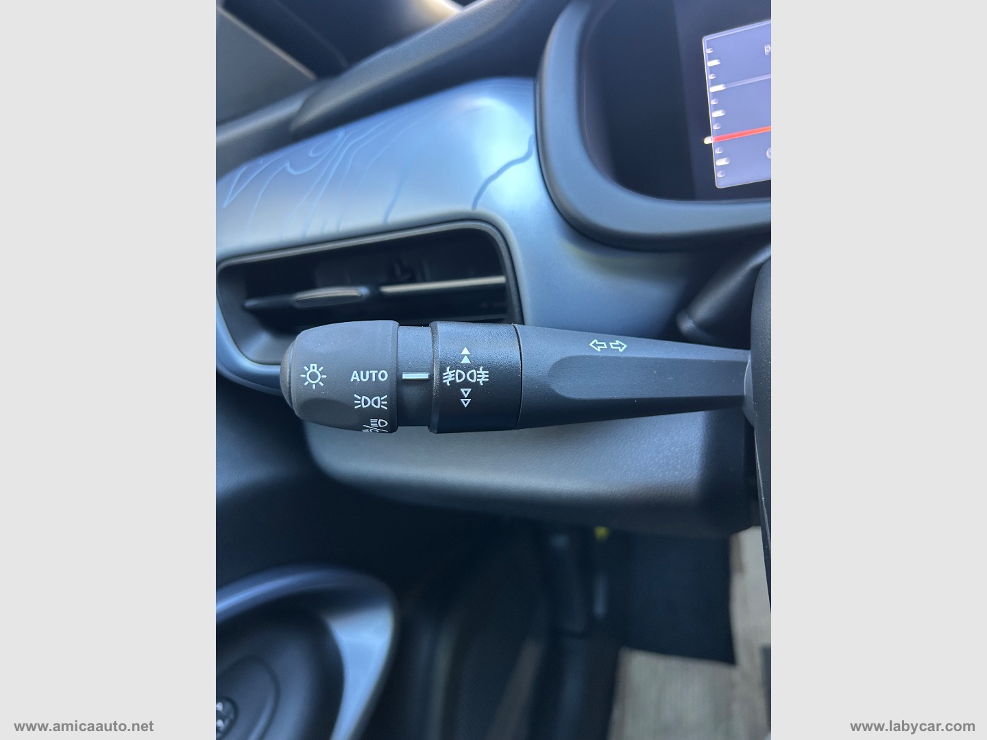 Avenger 1.2 Turbo 145cv e-Hybrid 4xe TheNoth Face Tetto Apribile PANORAMA +4X4 - immagine 24