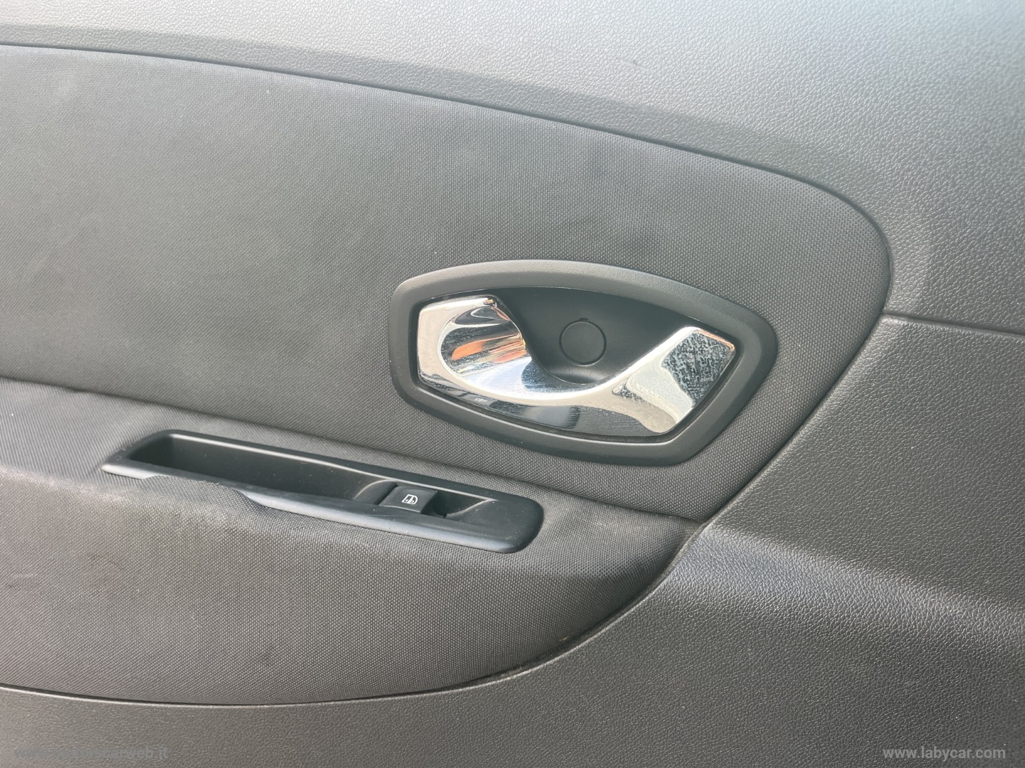 Scénic 1.5 dCi 110 CV EDC Limited - immagine 24