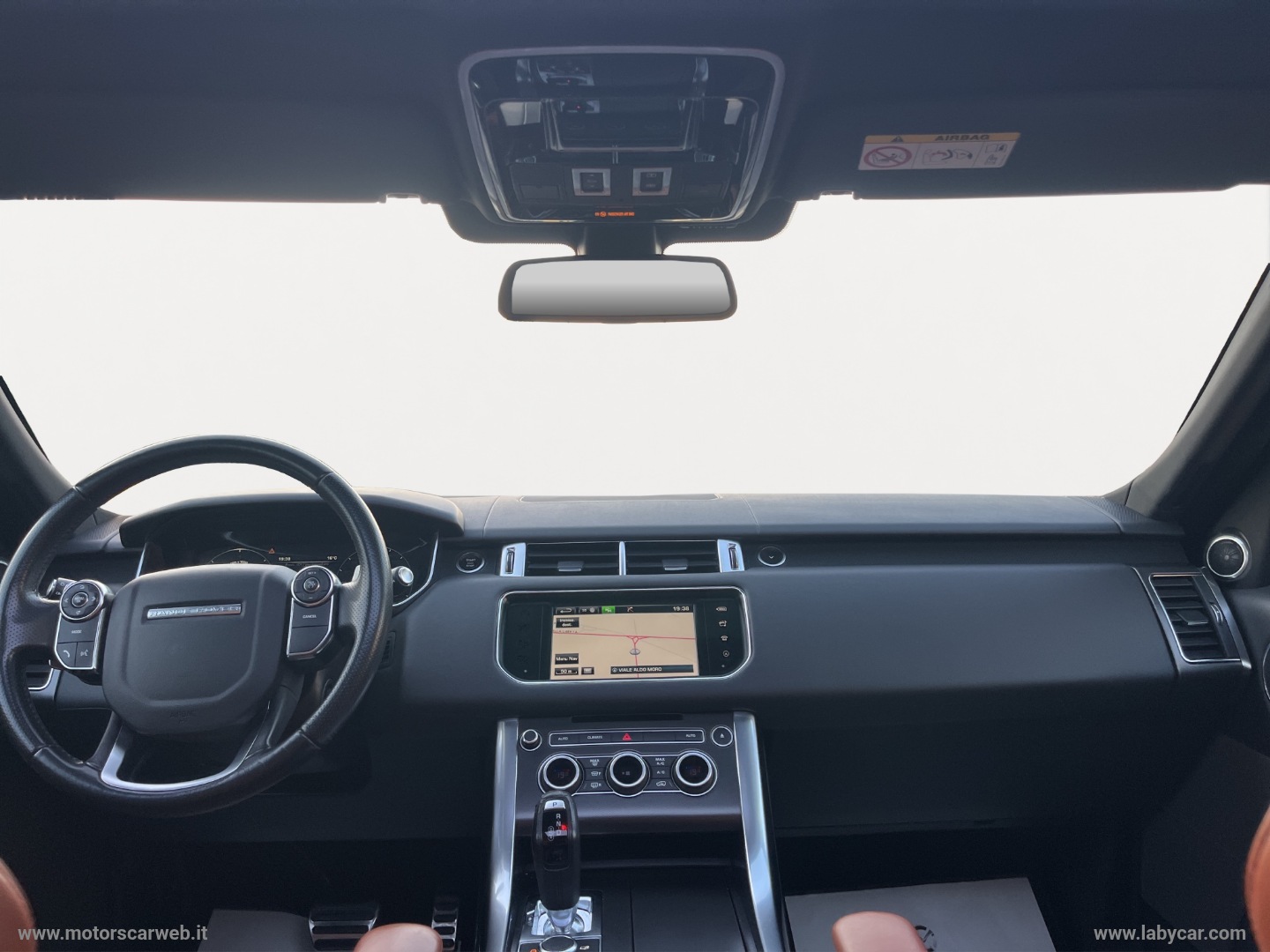Range Rover Sport 3.0 TDV6 HSE Dynamic TETTO APRIBILE - immagine 24