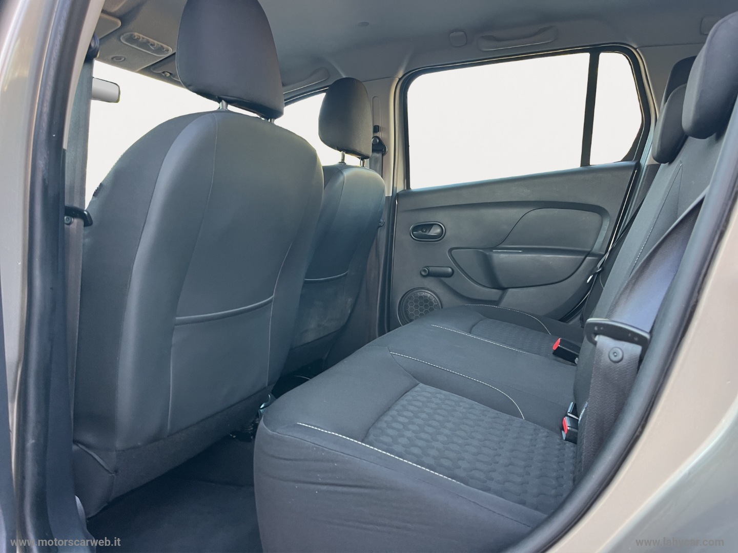 Logan MCV 1.5 dCi 8V 75 CV Ambiance - immagine 24