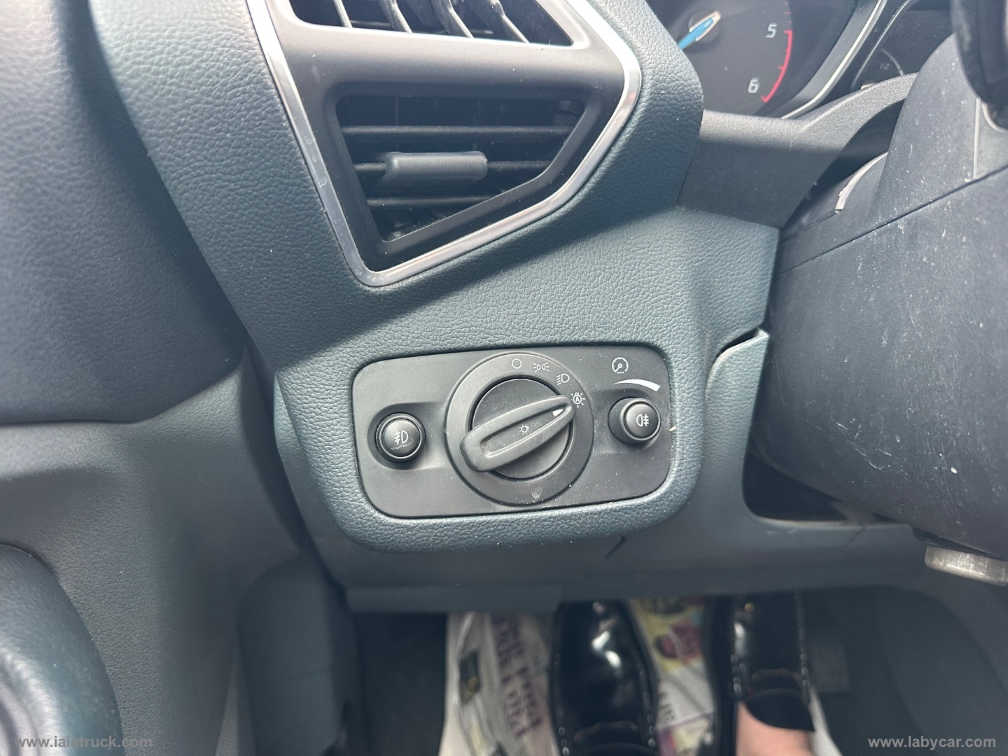 C-Max 1.6 TDCi 115 CV Plus - immagine 24