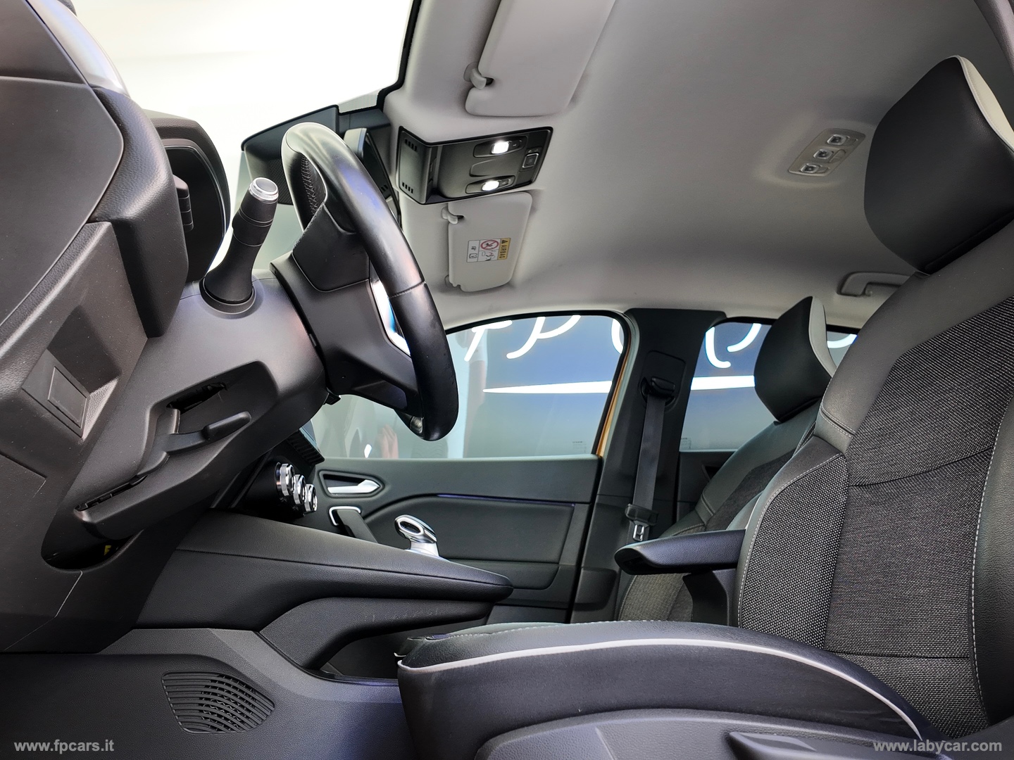 Captur Pl.-in Hybr. E-Tech 160 Init.Par. - immagine 24