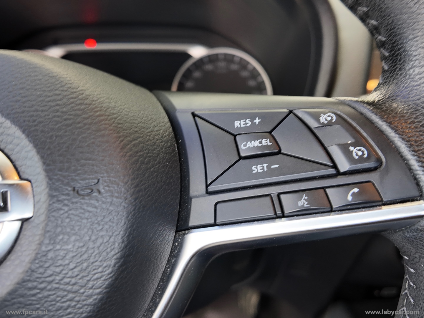 Juke 1.0 DIG-T 117 CV N-Connecta - immagine 24