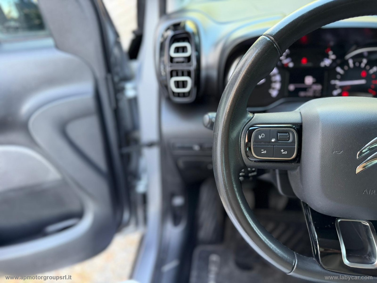 C3 Aircross BlueHDi 110 S&S Shine - immagine 24