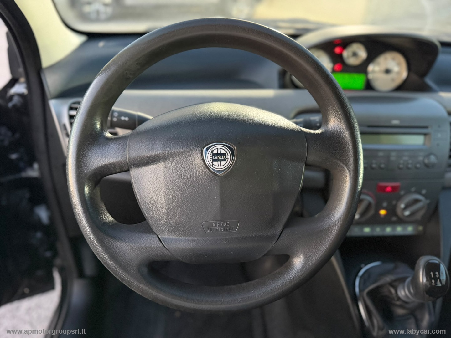 Ypsilon 1.2 Argento - immagine 24