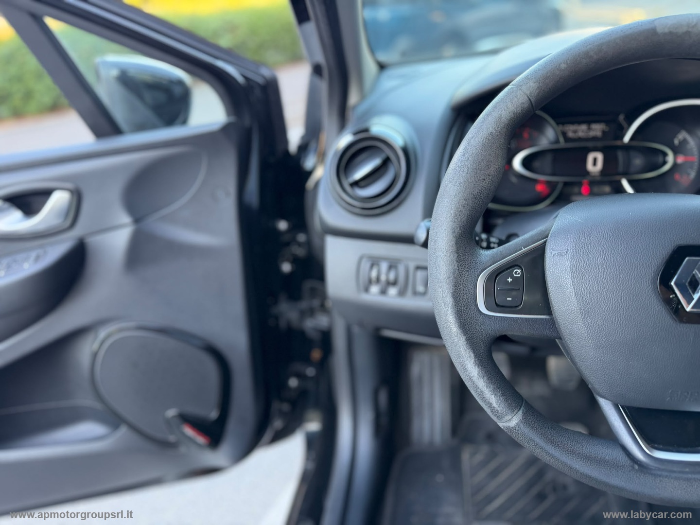 Clio dCi 8V 75 CV S&S 5p. Energy Intens - immagine 24