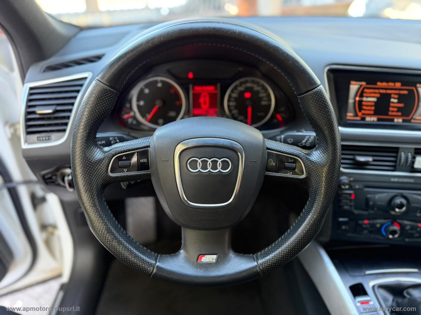 Q5 2.0 TDI 170 CV quattro S-LINE - immagine 24