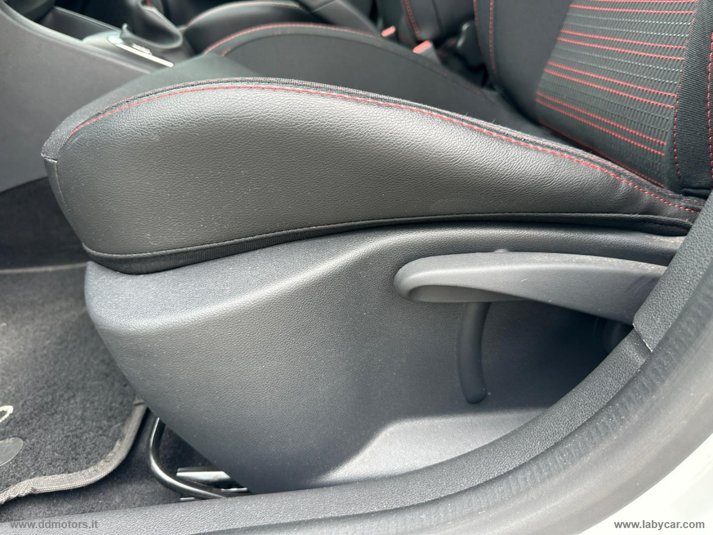 Clio TCe 200 CV EDC S&S 5p. Energy R.S. PERFETTA - immagine 24