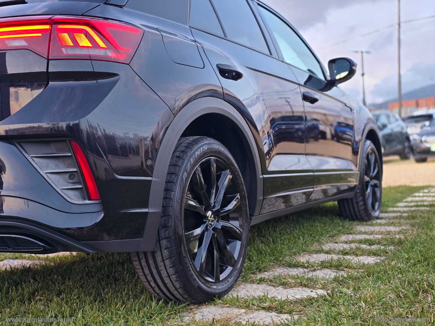 T-Roc 2.0 TDI SCR R-Line - immagine 24