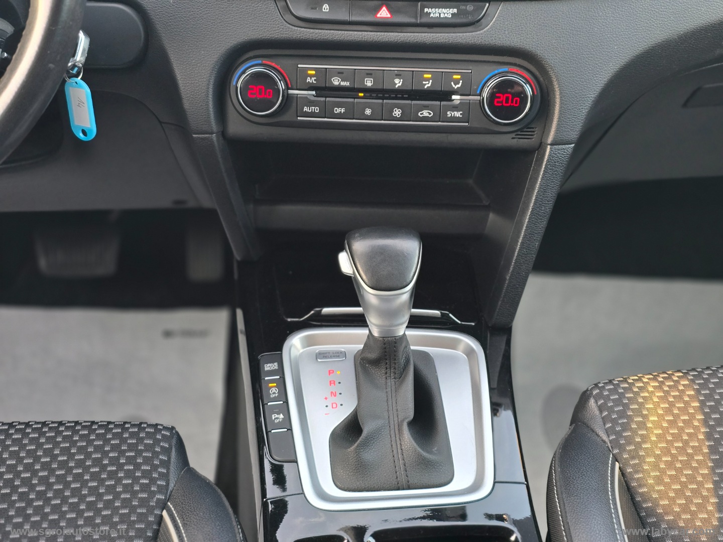 Xceed 1.6 CRDi 136 CV MHEV iMT Style - immagine 24