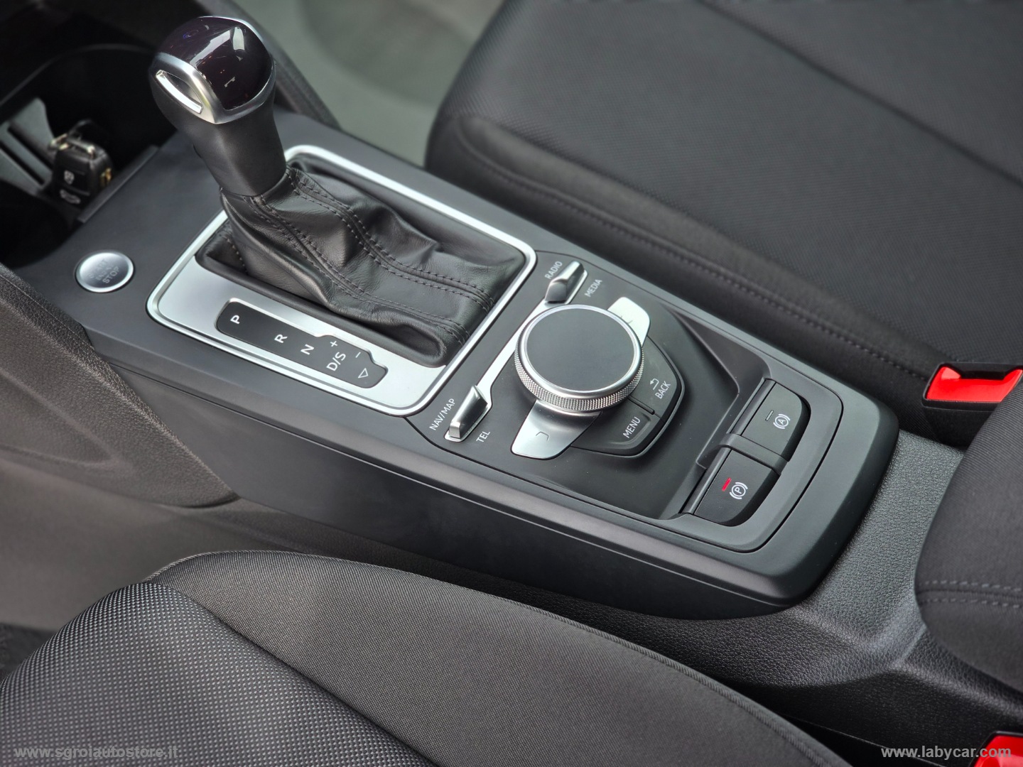 Q2 35 TDI S tronic - immagine 24