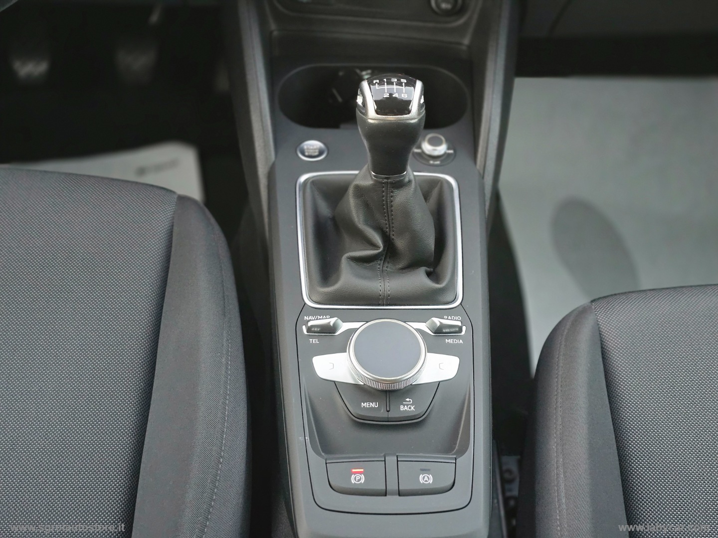 Q2 30 TDI Admired Advanded - immagine 24