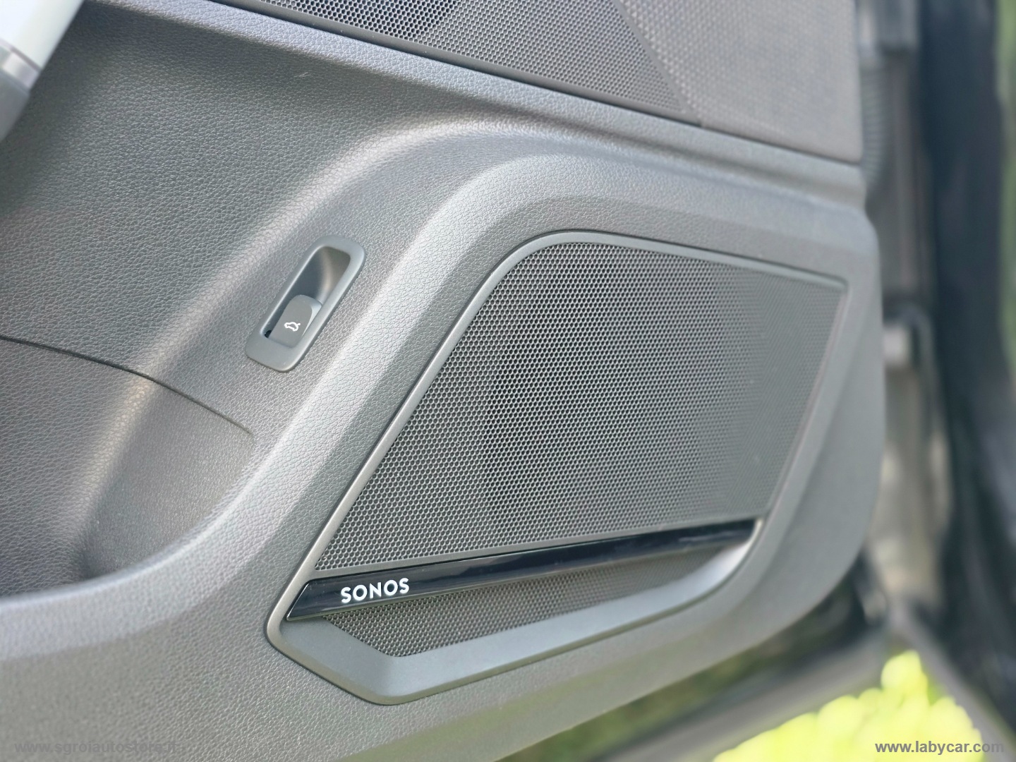 Q2 35 TDI S tronic S line Edition - immagine 24