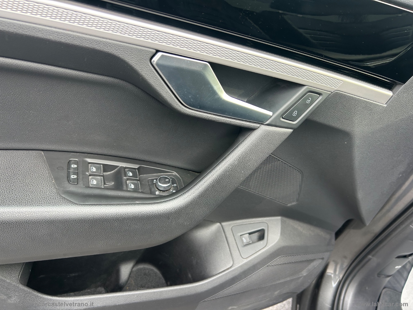 Touareg 3.0 TDI Advanced - immagine 24