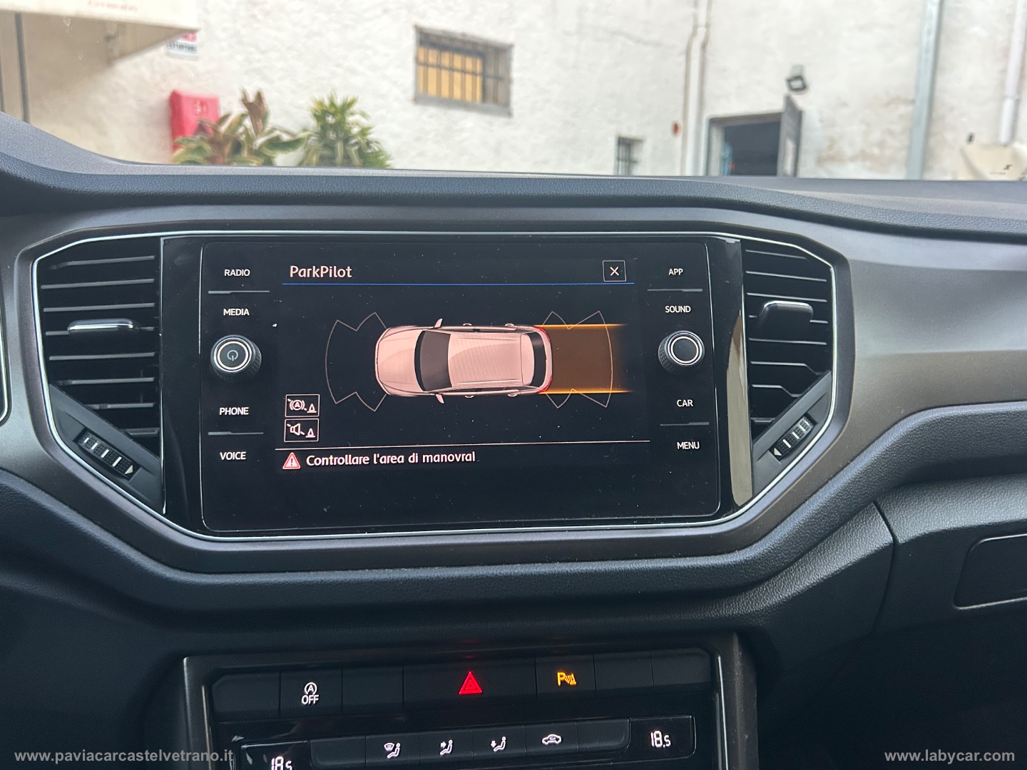 T-Roc 1.6 TDI SCR Advanced BlueMot.Tech. - immagine 24