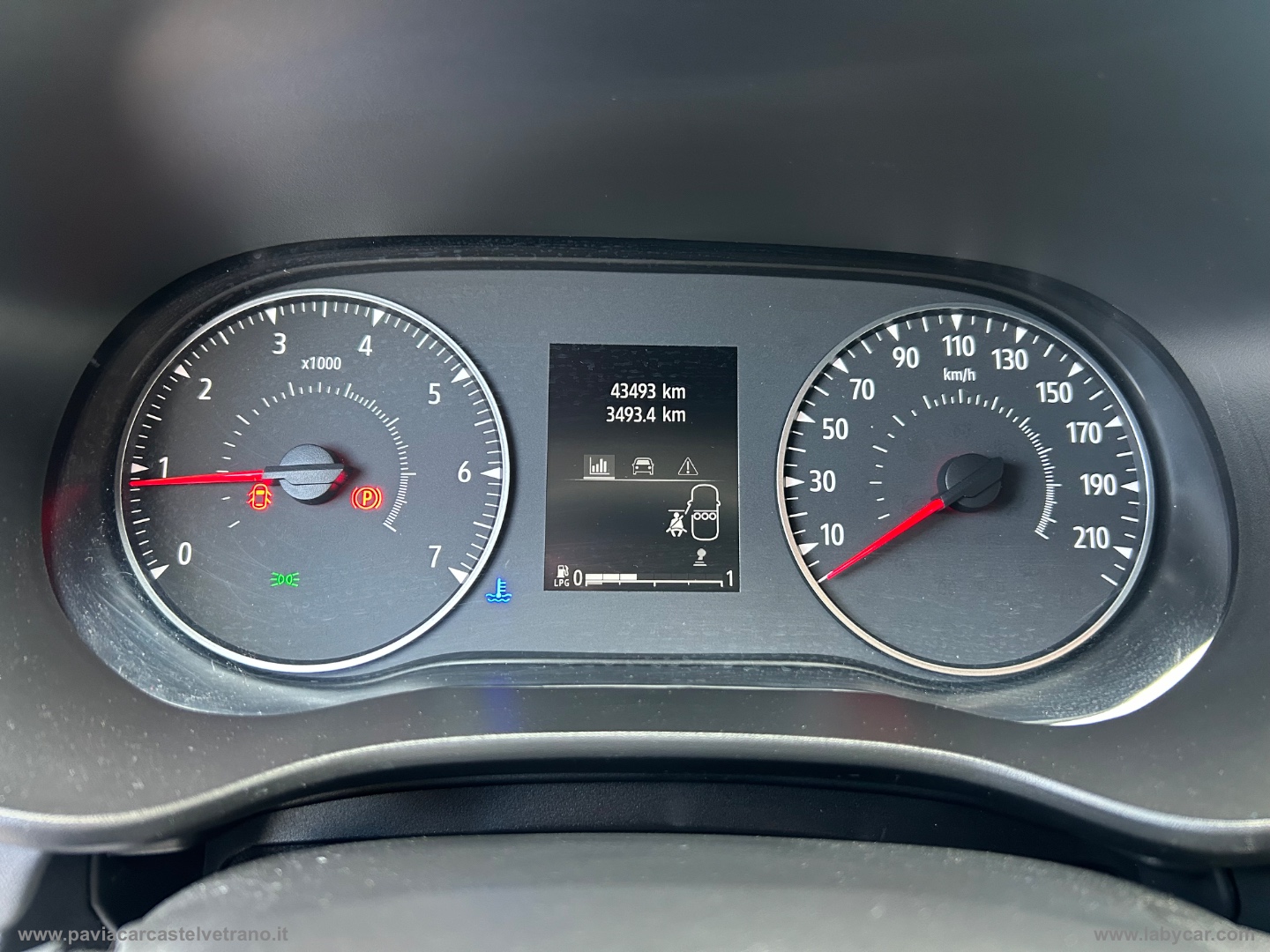 Sandero Stepway 1.0 TCe ECO-G Extreme Up - immagine 24
