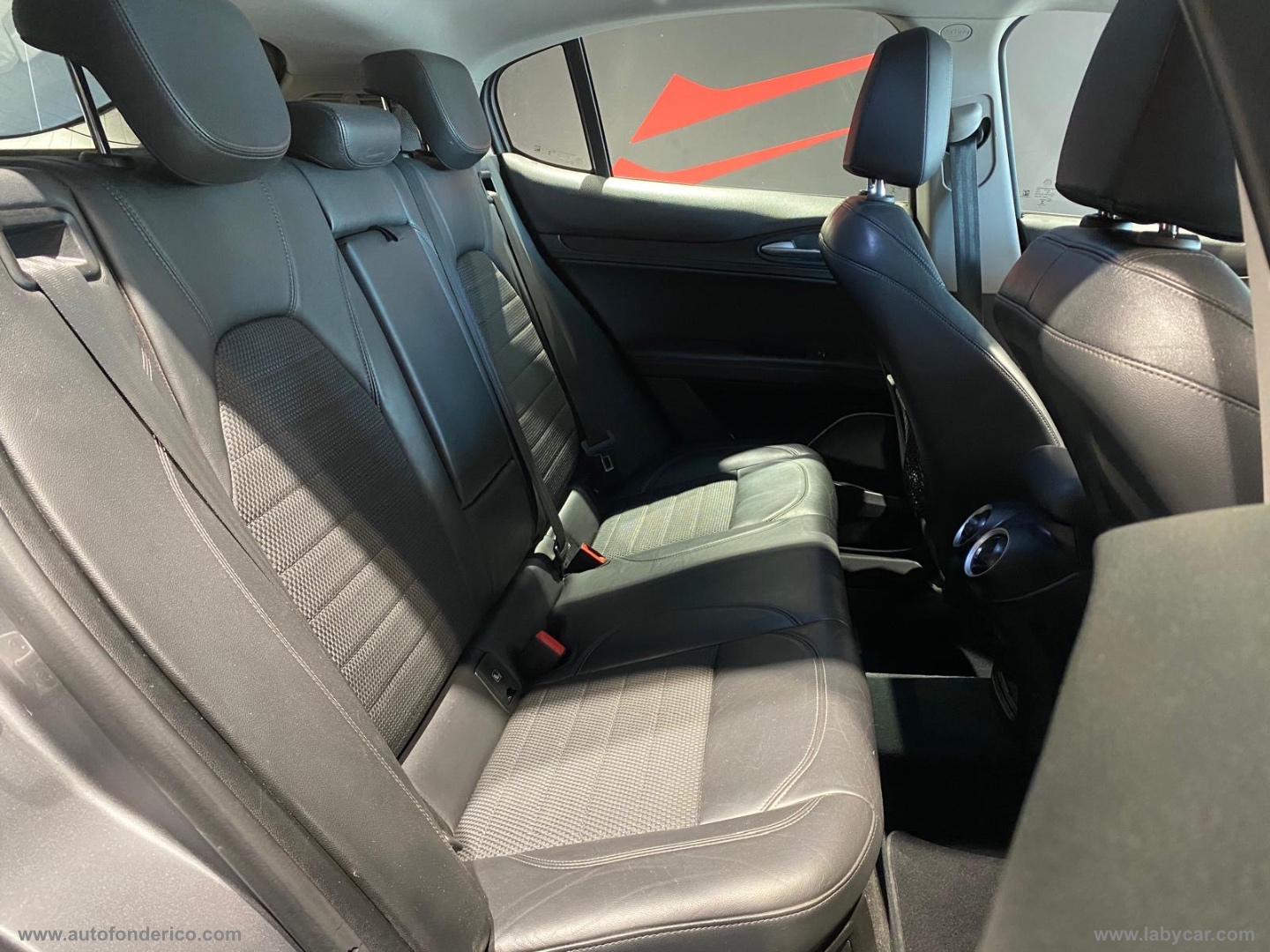 Stelvio 2.2 Diesel 210 CV AT8 Q4 EXECUTIVE - immagine 24