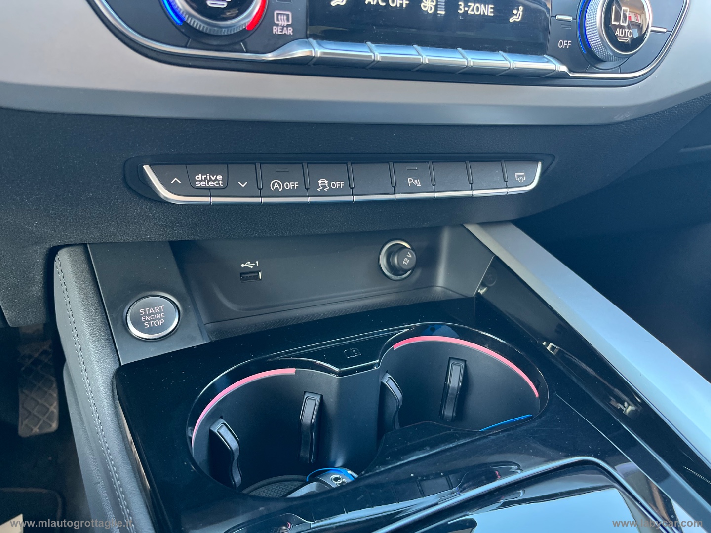 A4 Avant 30 TDI/136CV S tr. S line ed. - immagine 24