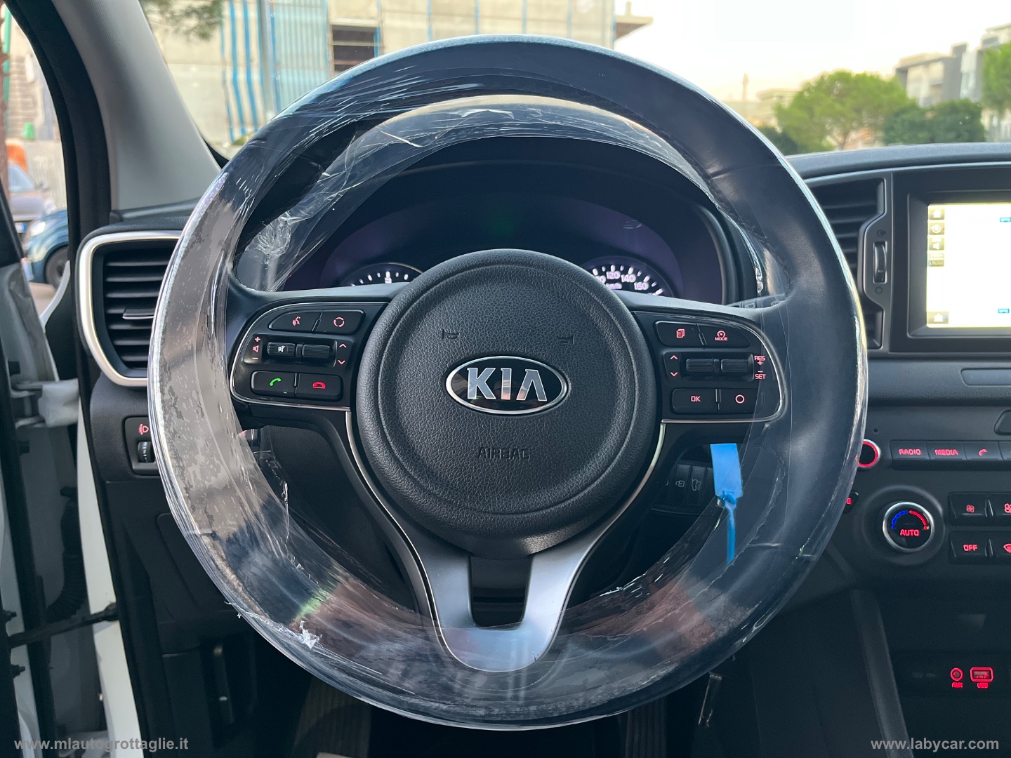 Sportage 1.7 CRDI 2WD Business Class - immagine 24