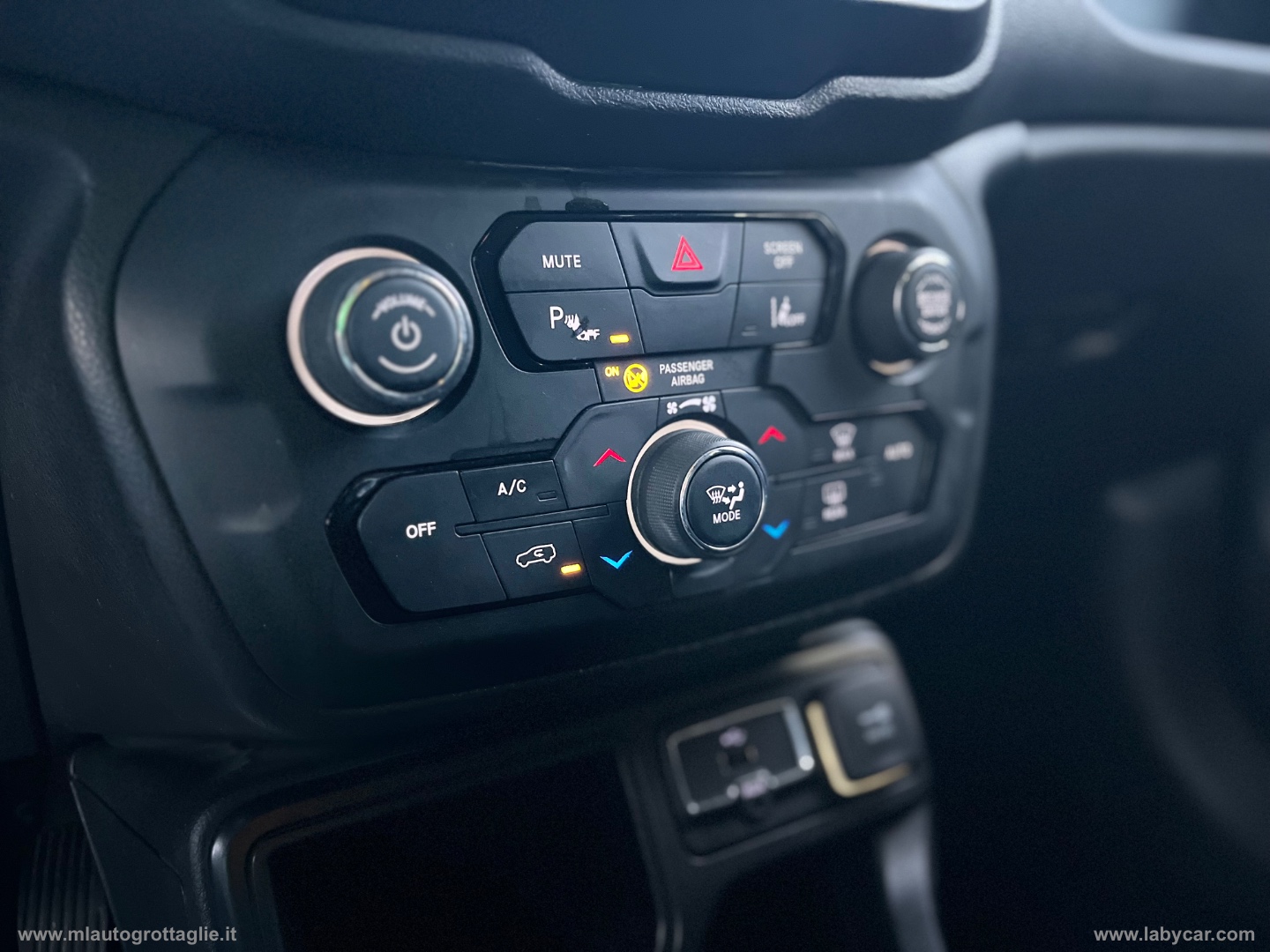 Renegade 1.6 Mjt 120CV Limited - immagine 24