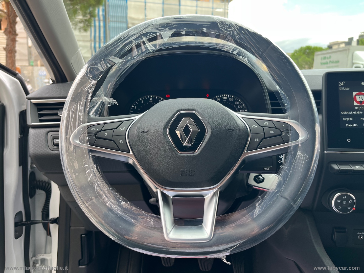 Clio SCe 65 CV 5p. Equilibre - immagine 24