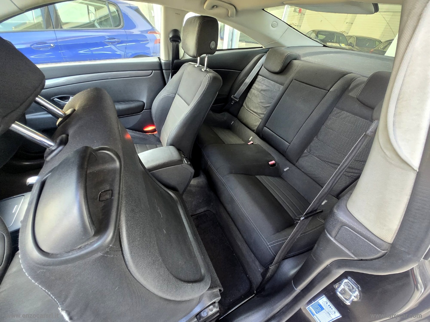 Laguna Coupé 2.0 dCi 150 CV Wave Edition - immagine 24