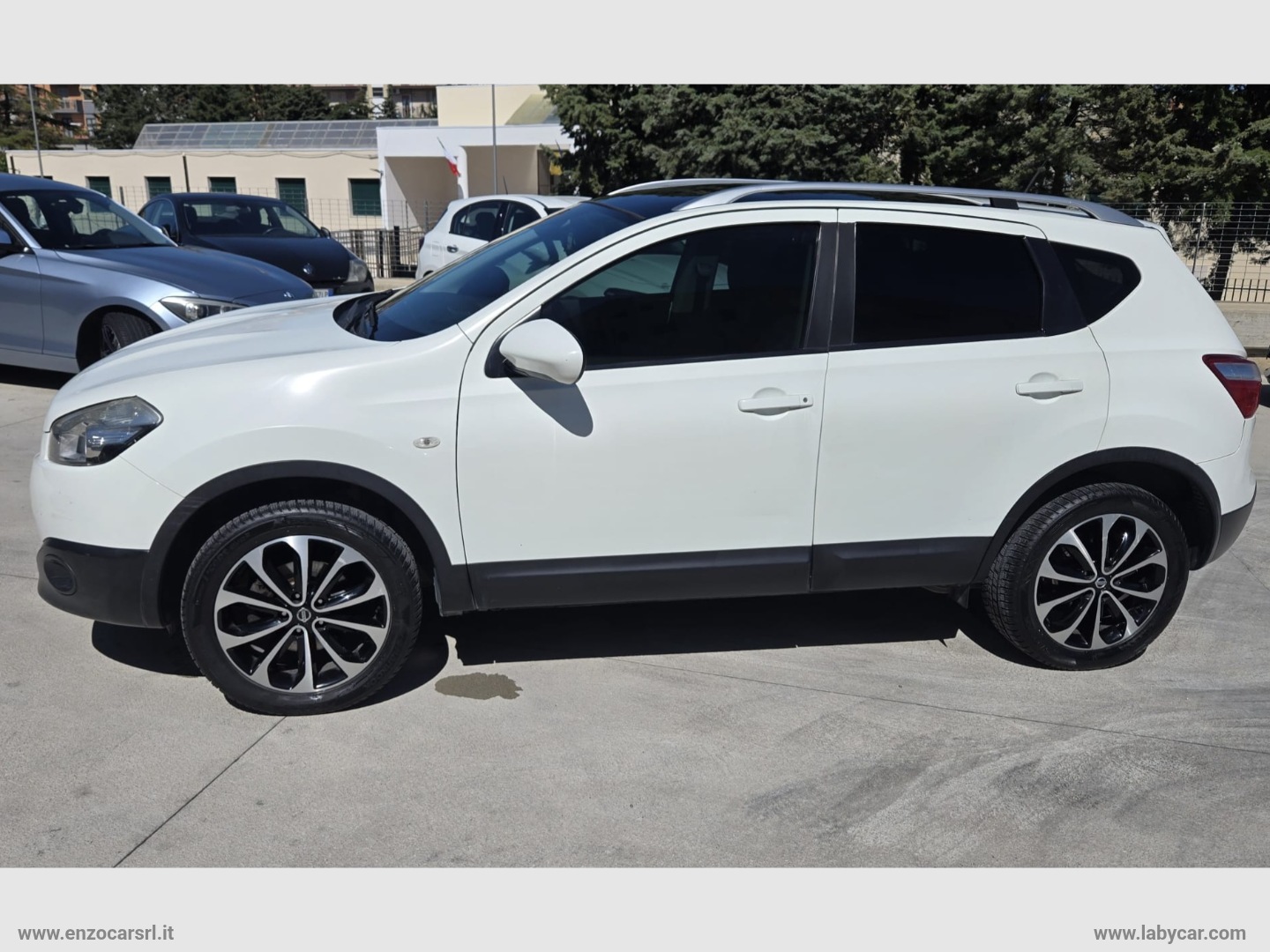Qashqai 1.5 dCi DPF Tekna TETTO PANORAMICO - immagine 24