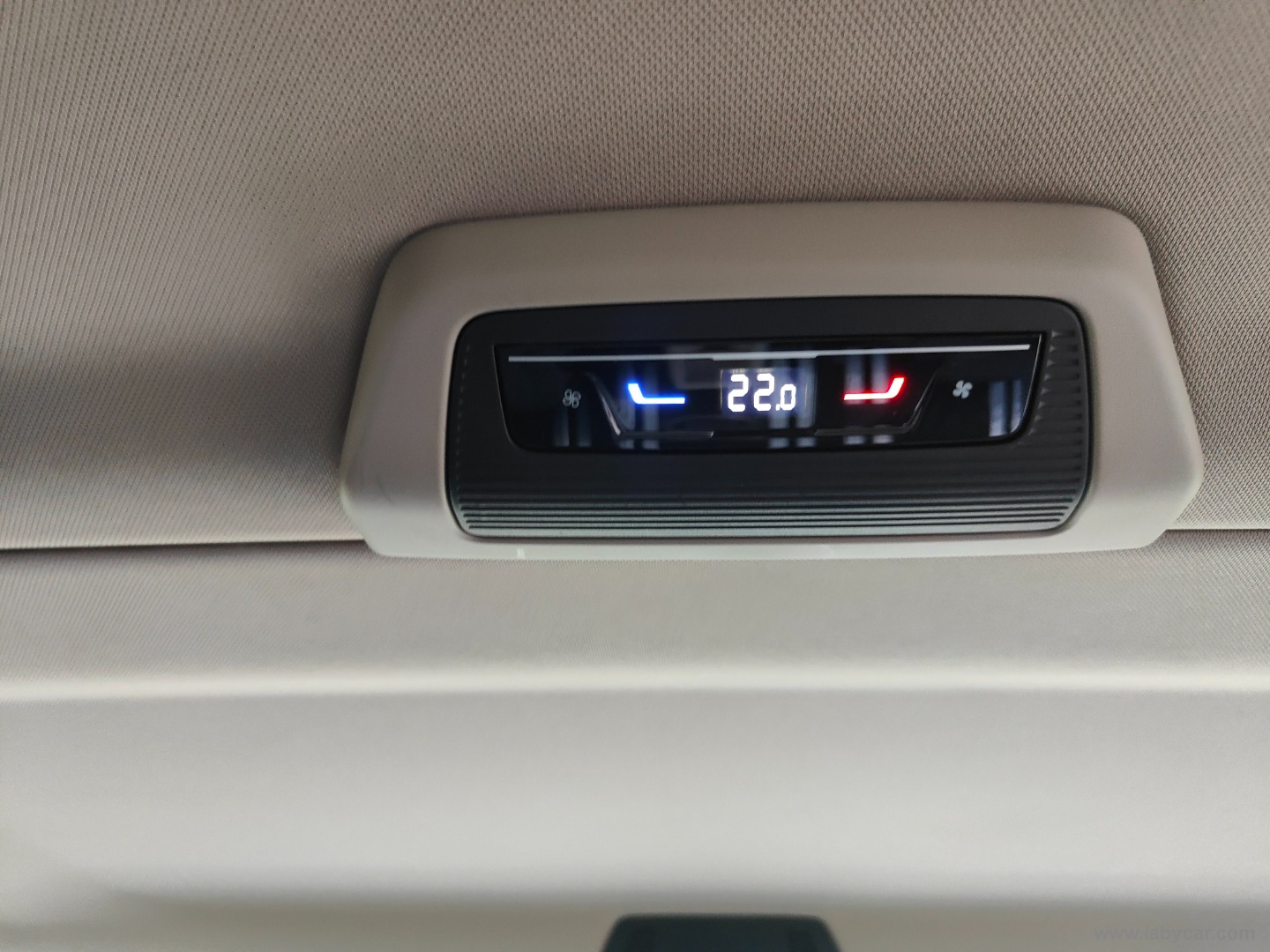 Multivan 1.4 TSI eHybrid Life GARANZIA VW - immagine 24