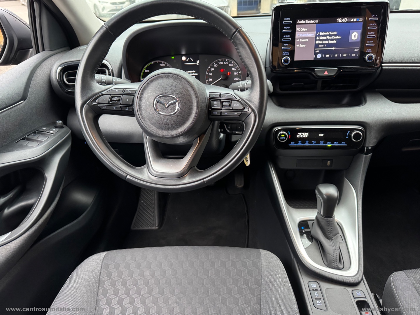 Mazda2 Hybrid 1.5 VVT Pure - immagine 24