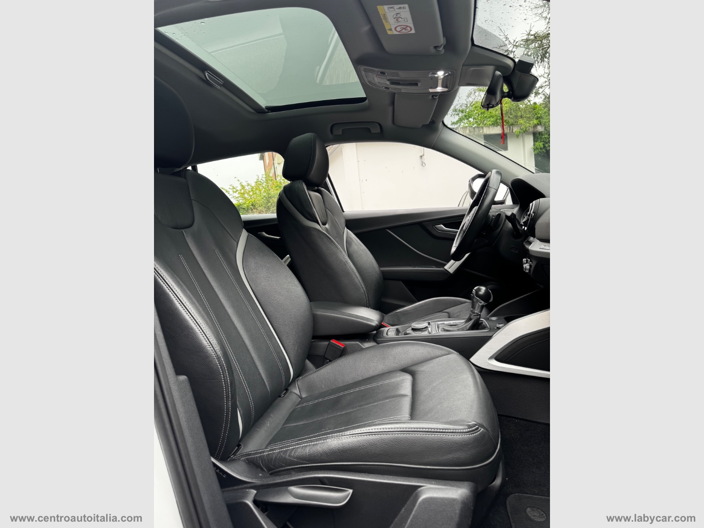 Q2 35 TDI S tronic Identity Black - immagine 24