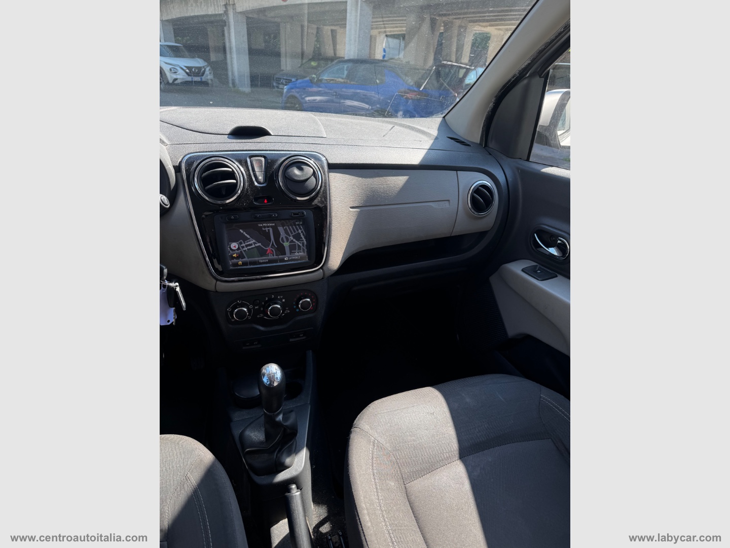 Logan 1.5 dCi 8V 90 CV Ambiance 7 POSTI - immagine 24