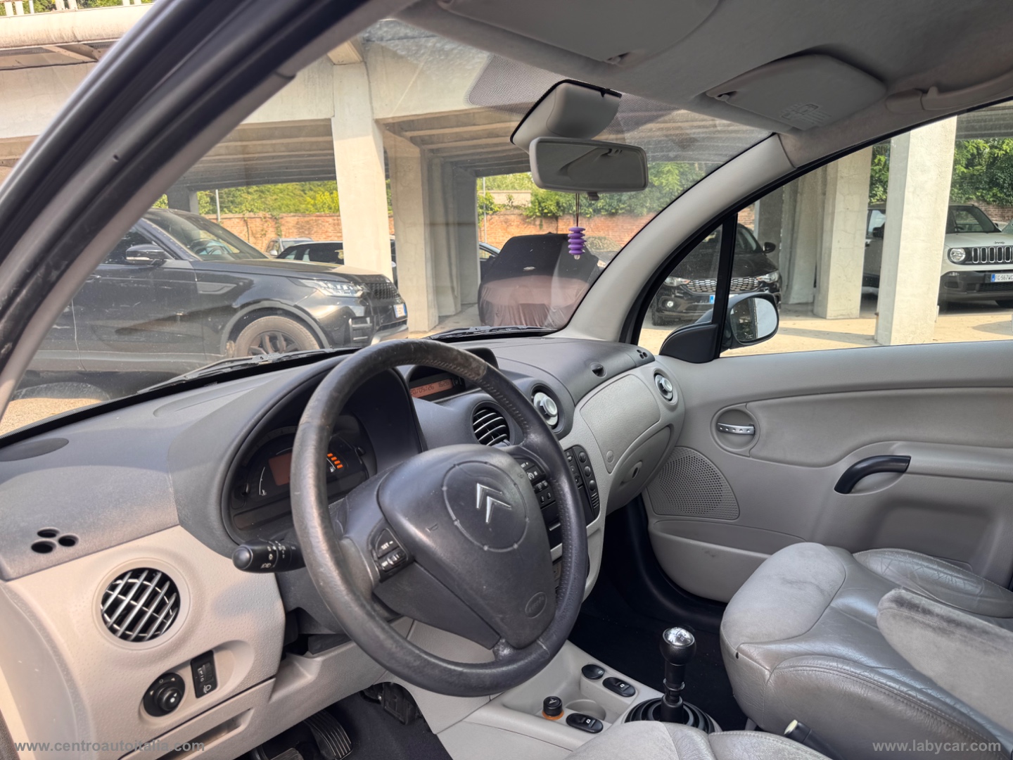 C3 1.4 HDi 70CV Exclusive - immagine 24