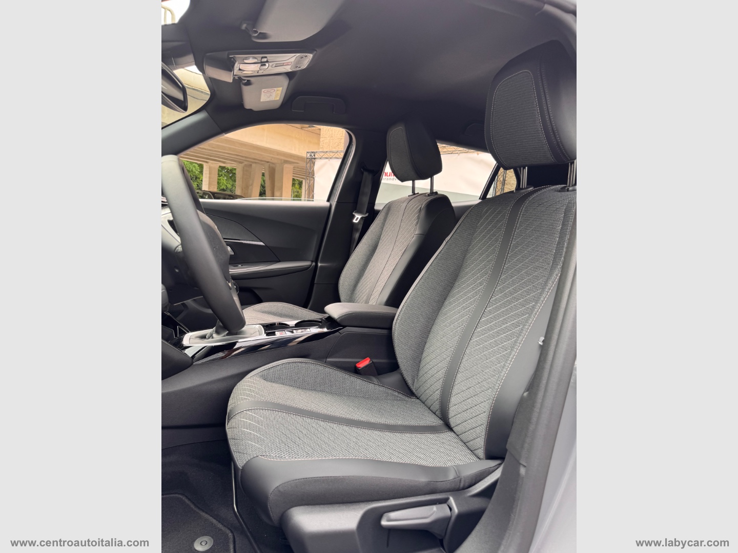 NUOVA 2008 Turbo 100 CV Allure - immagine 24